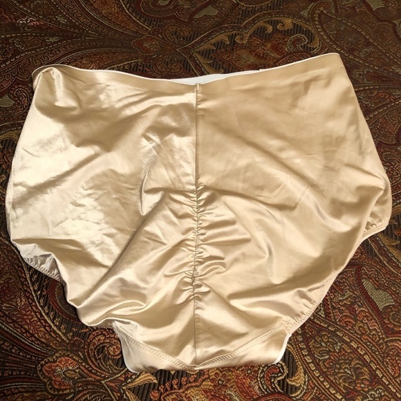 Maidenform French Cut Support Panty - Picture 2 of 4